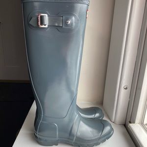 Women’s Hunter boots size 6